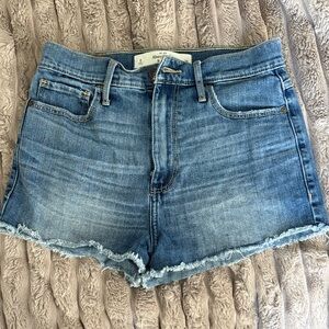 Abercrombie & Fitch Women's Frayed Hem Jean Shorts